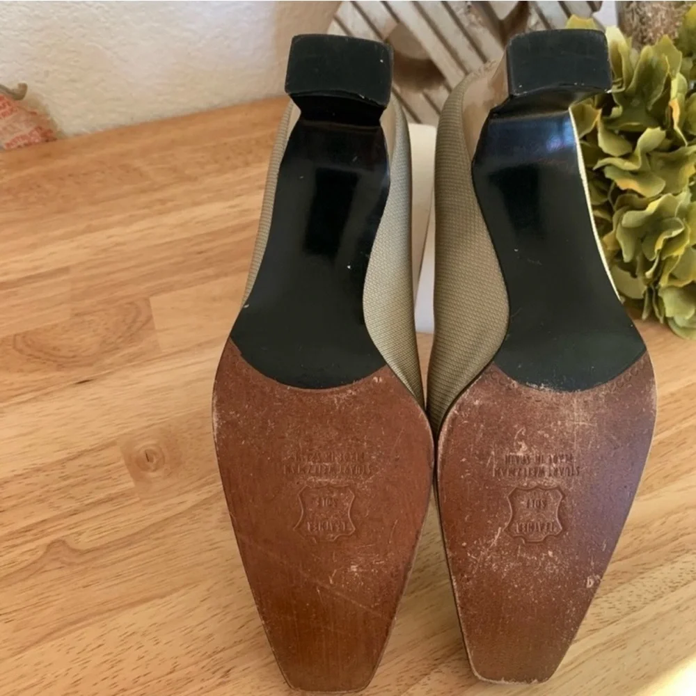 Stuart Weitzman Tan Champagne Gold Classy Cordine Toe Heels Pumps Size 6.5